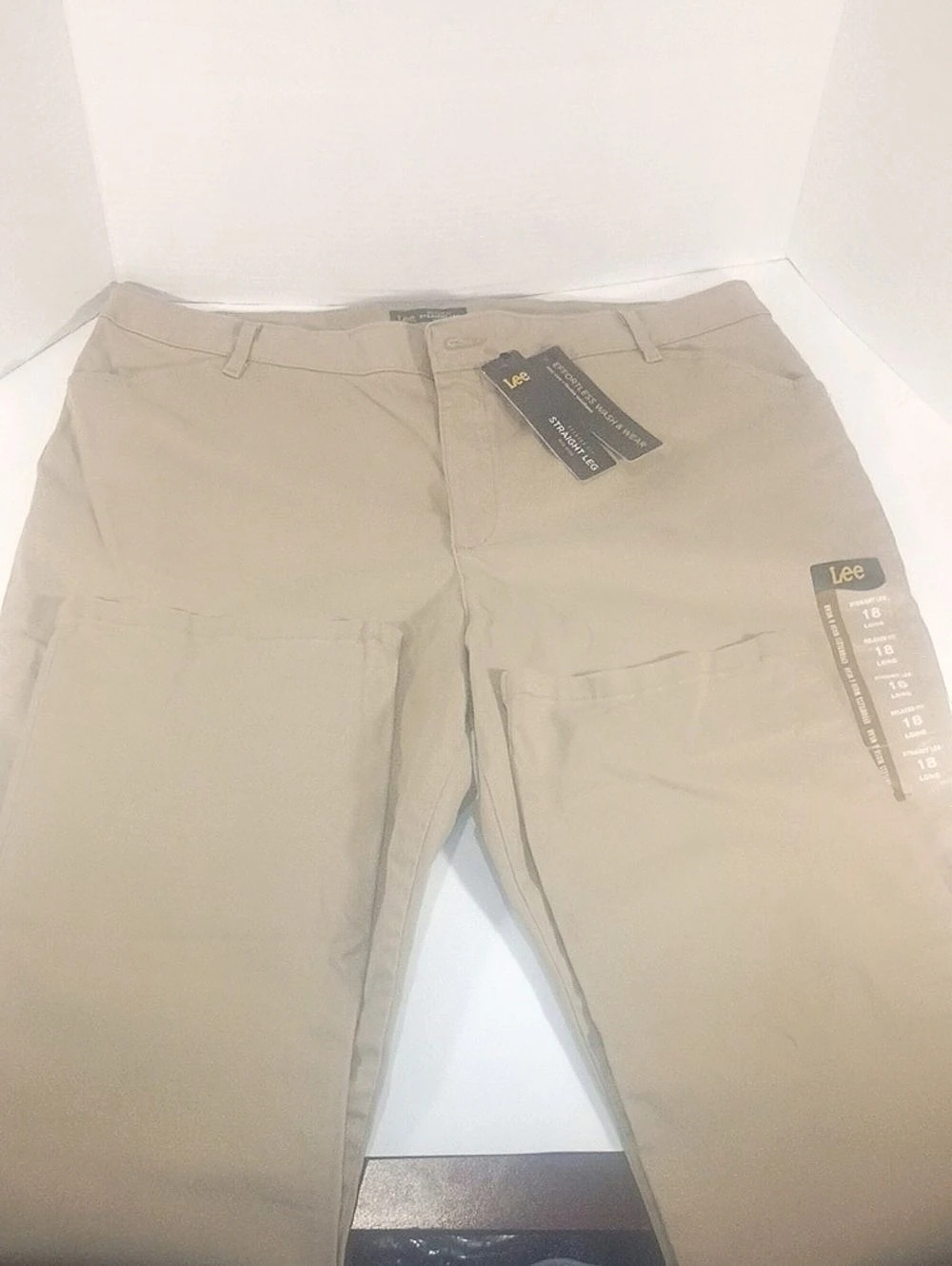 Lee Effortless Wash & Wear Relaxed Fit Straight Leg Straight Leg Pants Beige 18